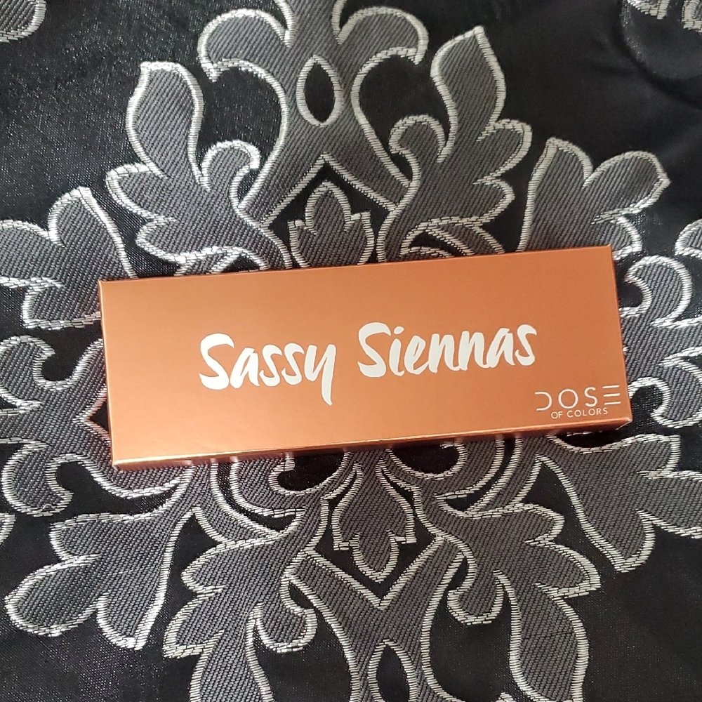 Dose of Colors Sassy Siennas Palette